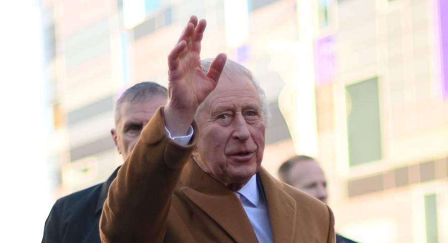 Kralj Charles III. posjetio Luton