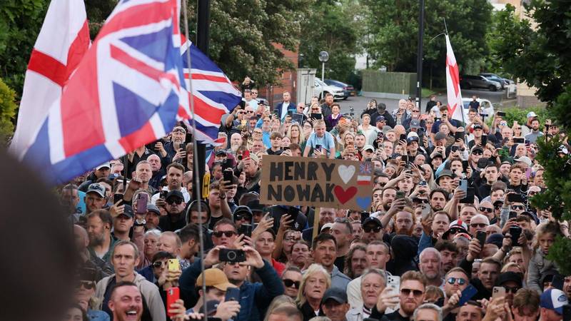 Žestoke kritike za britansku policiju zbog uhićenja umirućeg studenta Henrya Nowaka
