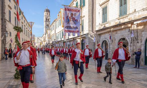 FOTO U Dubrovniku spuštanjem barjaka završila festa sv. Vlaha