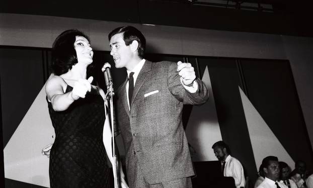 Otkrivamo davne prizore naših najvećih pjevačkih legendi iz slavnog Ljetnog kina Bačvice