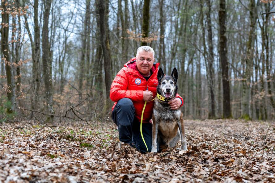 24sata Zagreb: HGSS-ov potražni pas Dracko i njegov vodič Kruno Stipetić