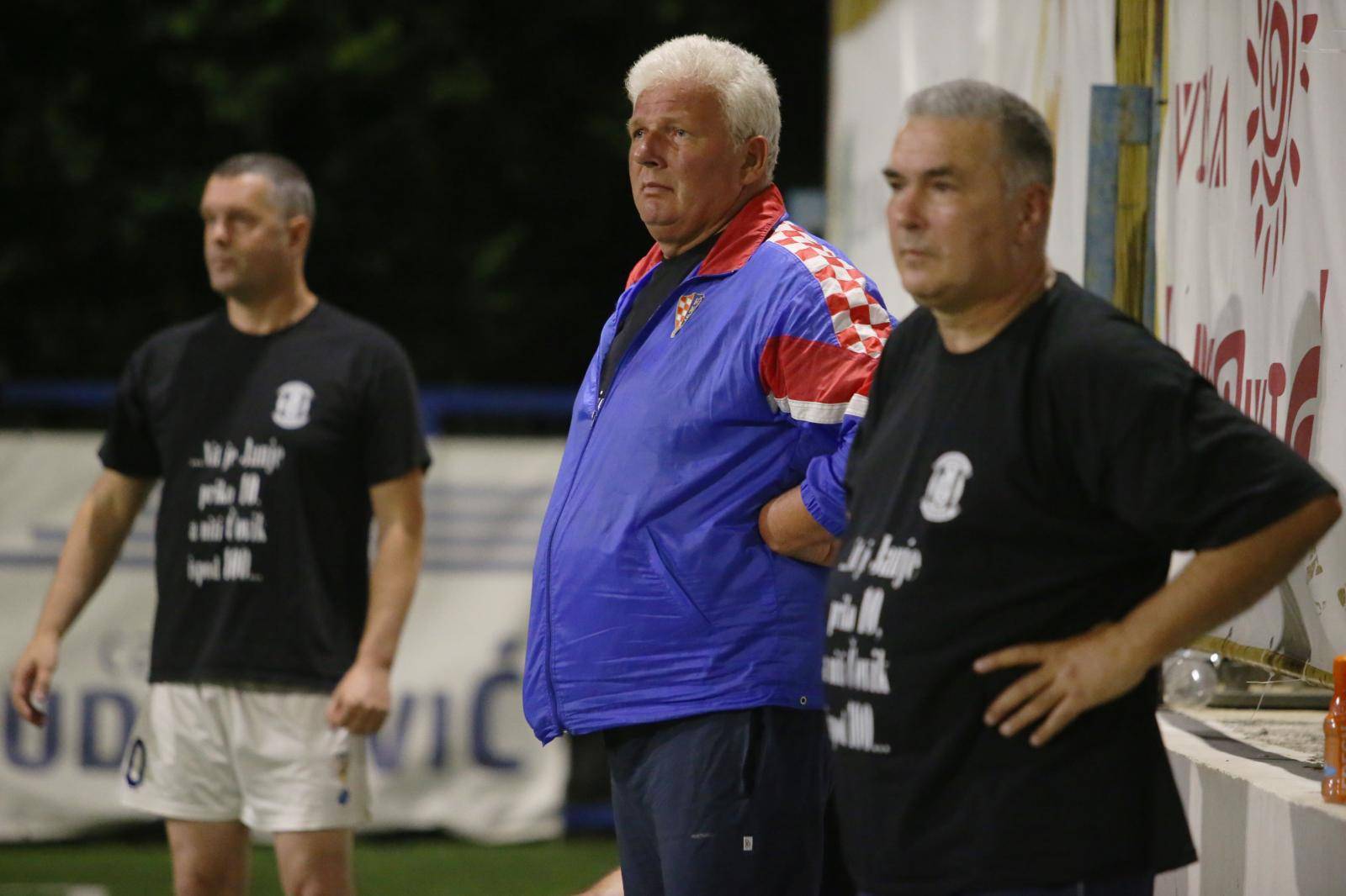 Turnir stokilaša: 'Kad raširim ruke, teško će balun u mrežu'