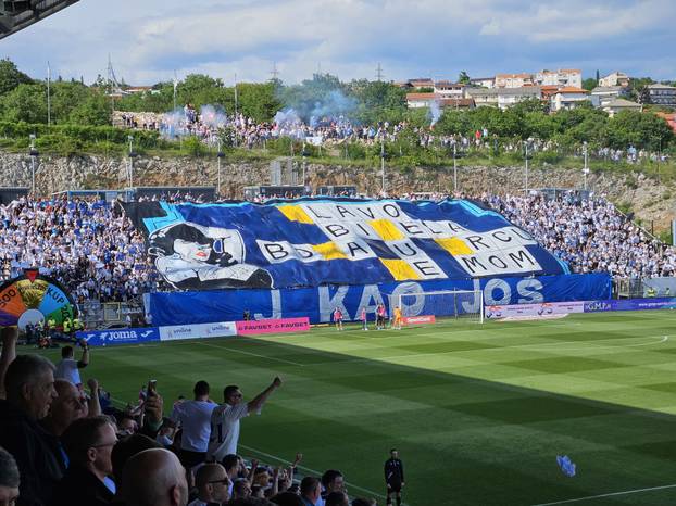 FOTO Armada pripremila 'kolo sreće', supruge igrača pozirale, navijači bez ulaznice na brdu!
