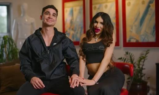 FOTO 'Nagovorila sam de&ccaron;ka da postane ovisan o operacijama. Sad imamo iste umjetne guze'