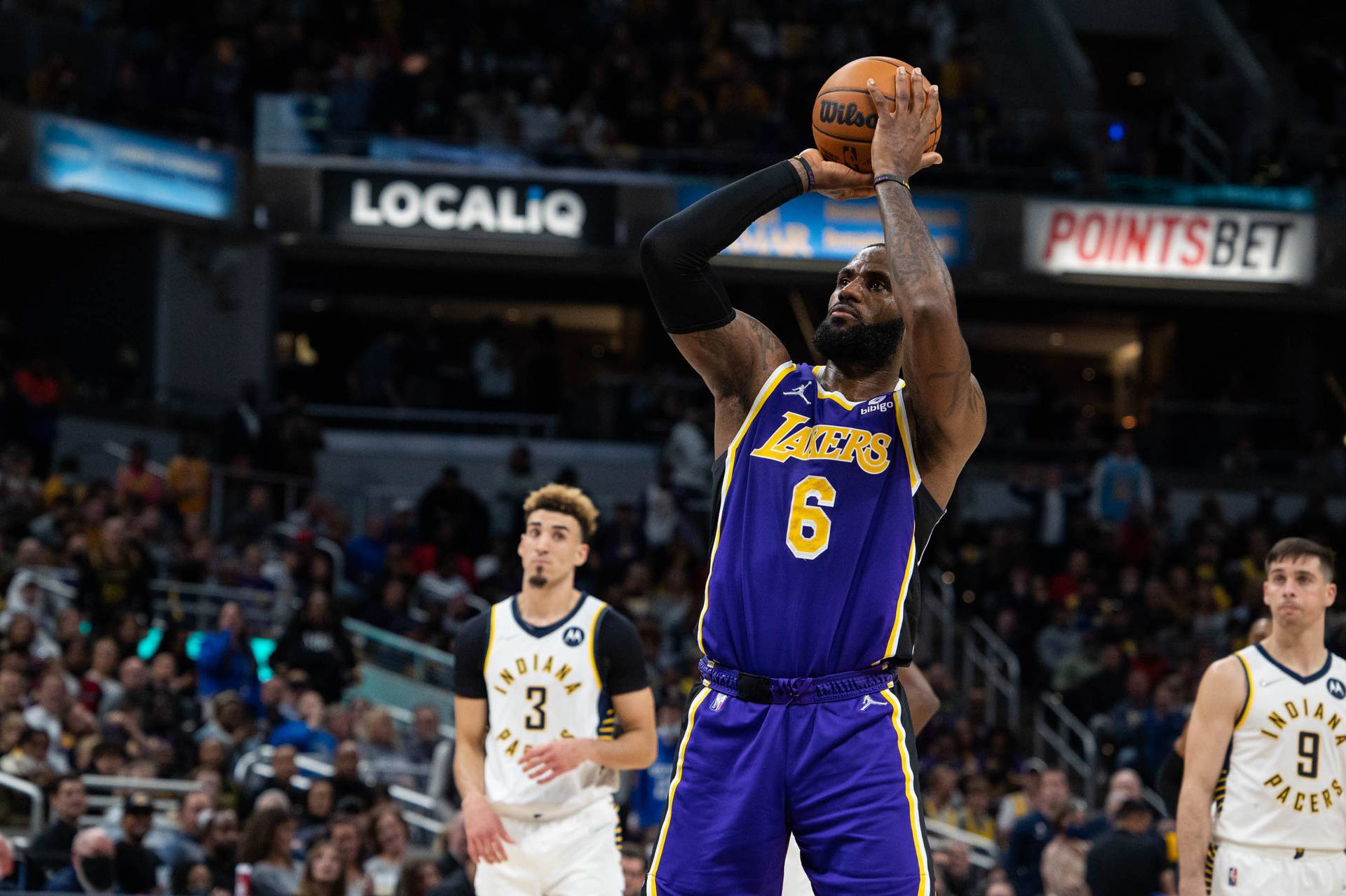 NBA: Los Angeles Lakers at Indiana Pacers