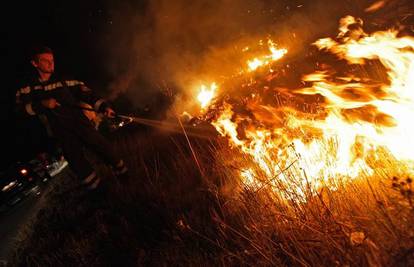 Zadar već treći dan napada piroman? Buknulo 7 požara  