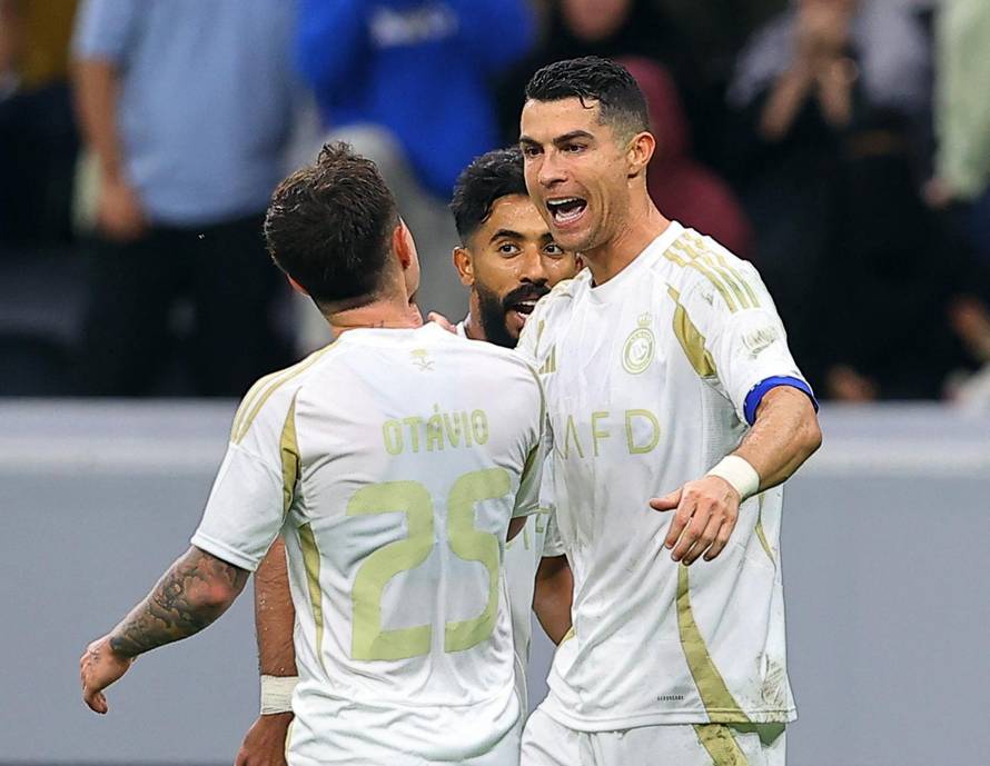 Asian Champions League - Group B - Al Gharafa v Al Nassr