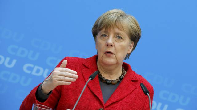 Merkel: Predugo smo ignorirali izbjegličku krizu na pragu EU