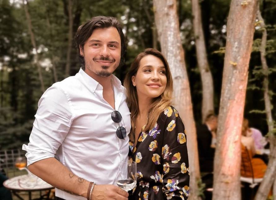 Nitko ne tvrdi da ću ostati sa suprugom, ali oboje se trudimo