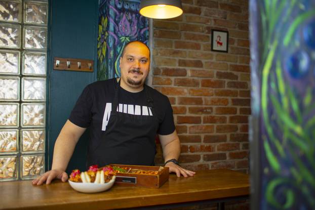 Damir Bajo, Kai street food bar