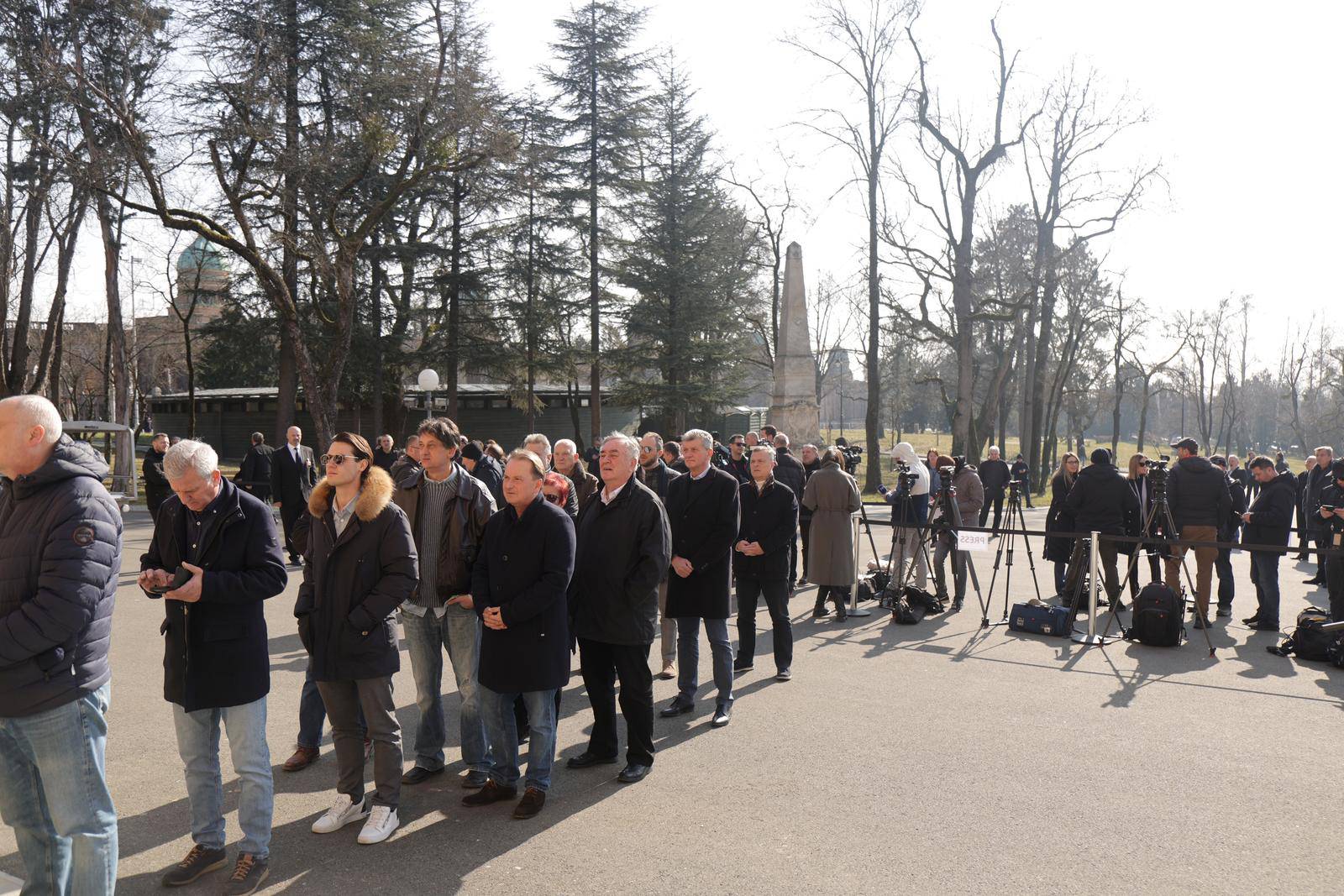 Zagreb: Odavanje počasti Miroslavu Ćiri Blaževiću na Mirogoju