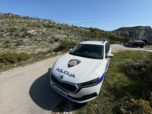 FOTO Ovo je mjesto kod Solina gdje su našli zapaljeno tijelo