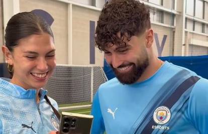 VIDEO Gvardiol pogađao fotke svojih suigrača iz djetinjstva pa prasnuo u smijeh: 'Ne pokazuj'