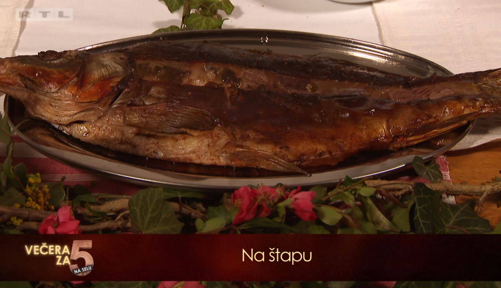 Gledatelji 'Večere' zamjerili su Nataši: 'Mogla je očistiti tu ribu, a ne da k'o kerovi glabaju kosti'