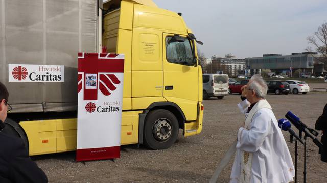 Tegljač Hrvatskog Caritasa stigao u Ukrajinu noseći više od 20 tona humanitarne pomoći
