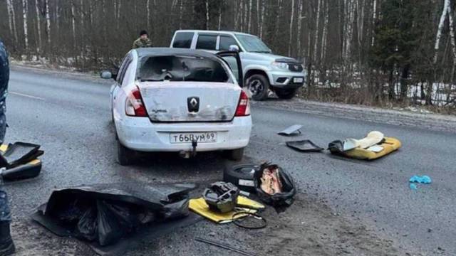 Detalji potjere za napadačima u Moskvi: Renault se prevrnuo nakon što je policija zapucala...