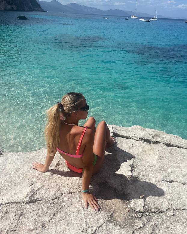 FOTO Playboy je kapetanici Njemačke nudio milijun dolara, odbila je. Tada je počeo pakao