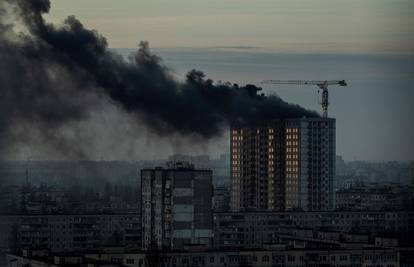Najmanje 31 poginuli u jednom od većih napada na Ukrajinu