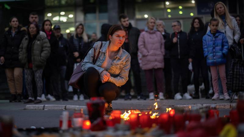 Srbija mora platiti po 43.000 eura obiteljima stradalih u padu nadstrešnice u Novom Sadu