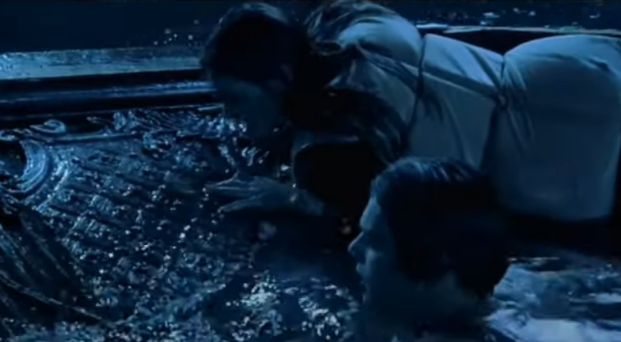 A ni dvoje ih nije stalo! Vrata iz Titanica prodali za 700.000 $