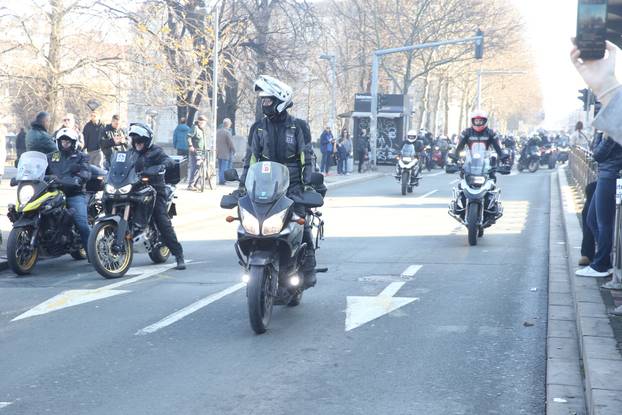 Beograd: Više od 300 motorista pridružilo se studentima u današnjoj blokadi 