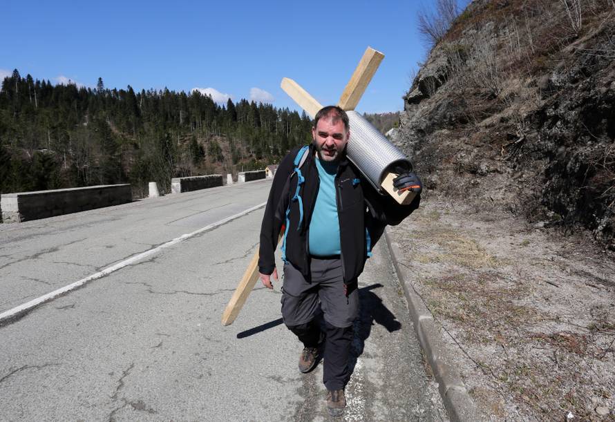 'Ako nemamo za djecu, onda ne možemo ni kupovati avione'