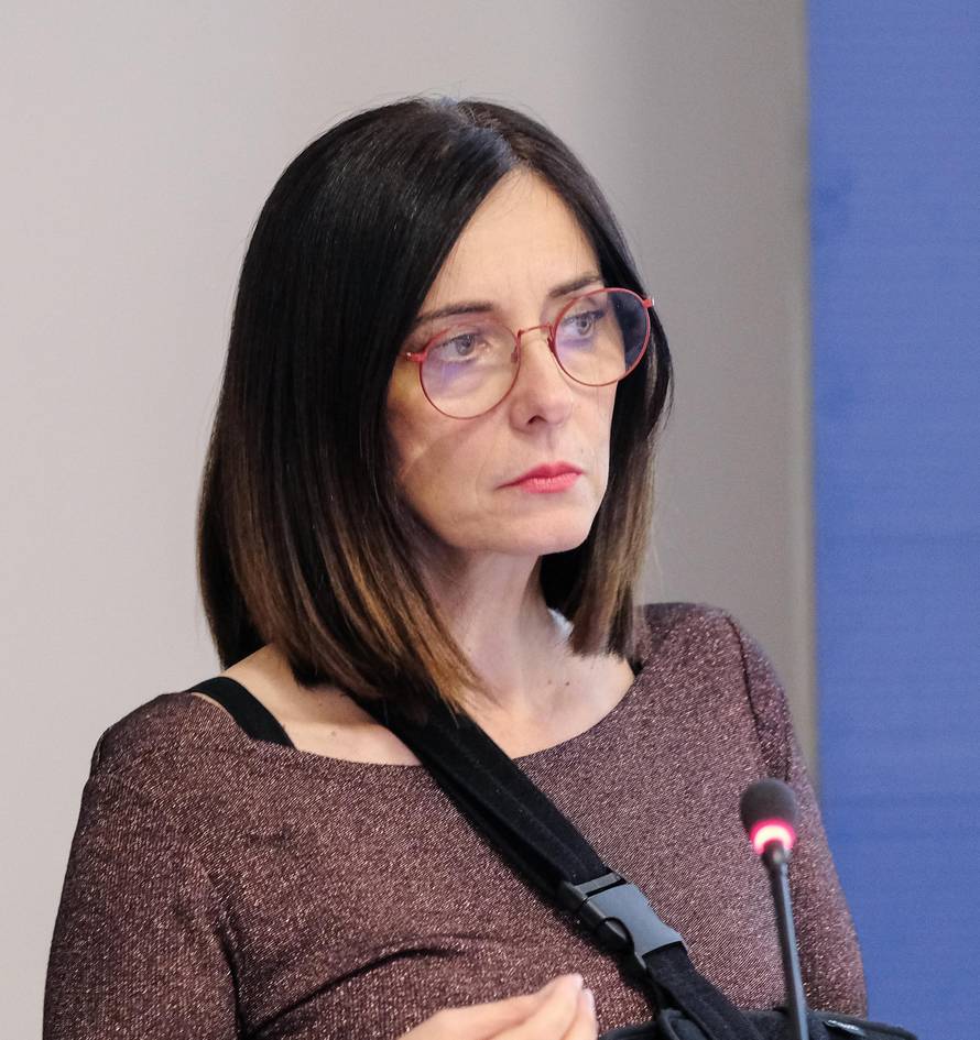 Zagreb: Ministrica Divjak otvorila skup "Kako je biti adolescent u Hrvatskoj danas?"