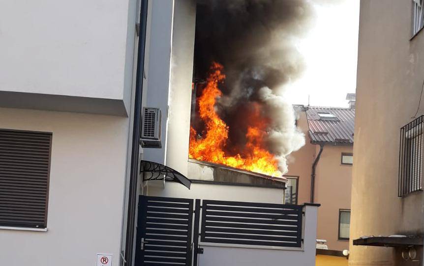 Vatrogasci lokalizirali požar na Trešnjevci: Nitko nije ozlijeđen