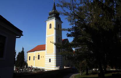 "Župnik traži da se plati 200 kuna ili ništa od blagoslova"