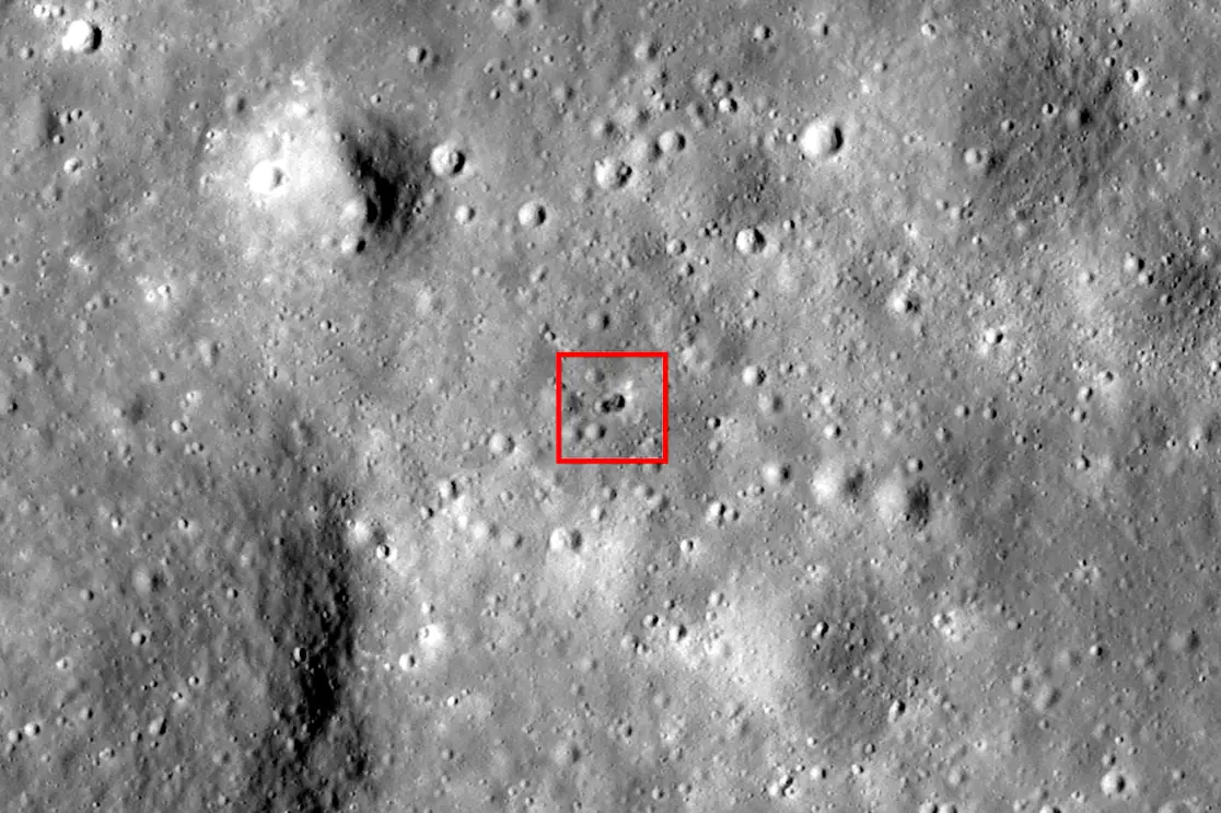NASA objavila fotku kratera na Mjesecu. Ne znaju što se srušilo