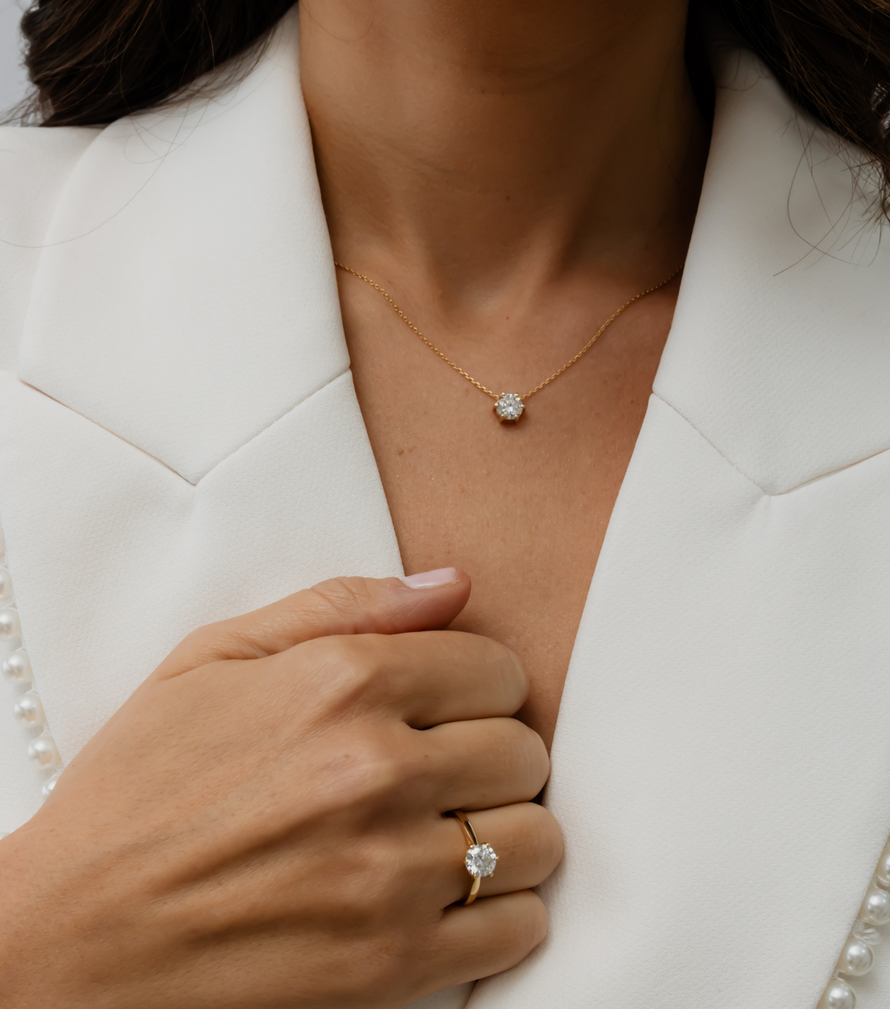 Imate staro zlato koje skuplja prašinu? Evo kako ga pretvoriti u komad koji ćete uvijek nositi