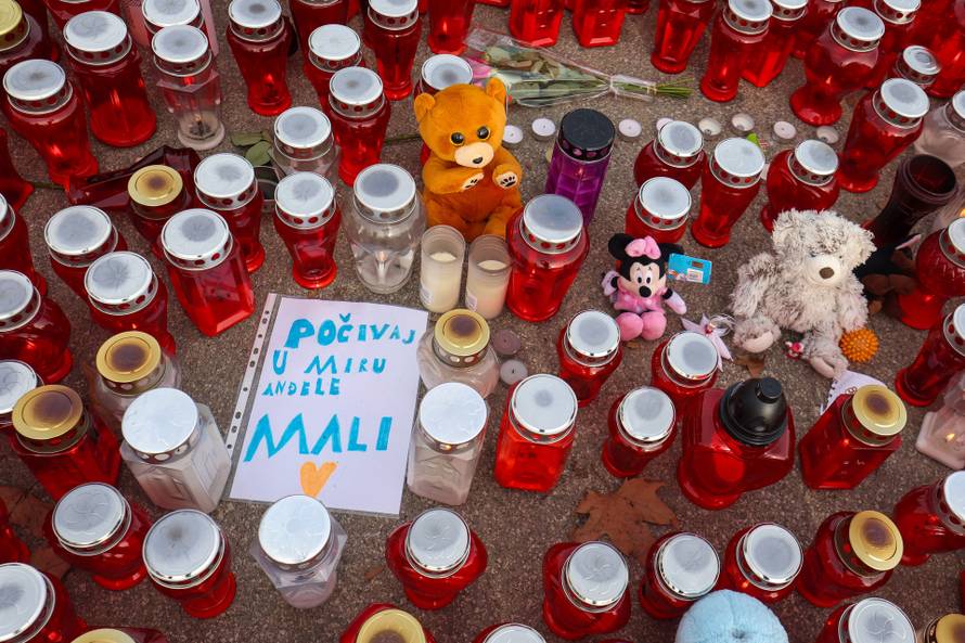 Očajni roditelji učenika škole u Prečkom: 'Pošaljite nam pomoć, ne možemo sami. Molimo vas...'