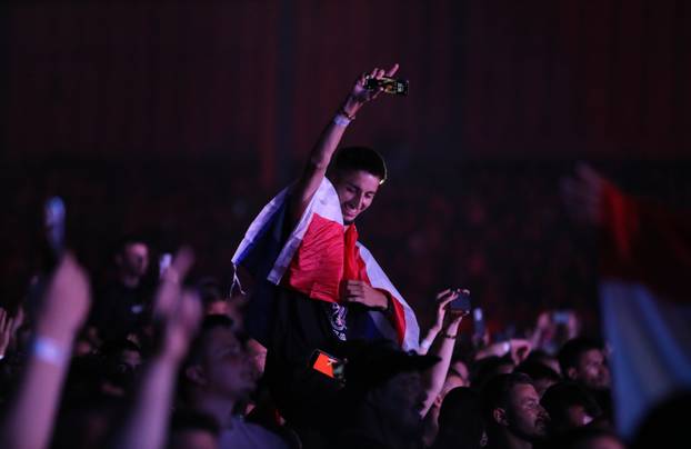 Dugopolje: Thompson održao koncert na prepunom stadionu Hrvatskih vitezova