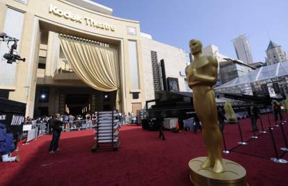Glavnu bitku za Oscare 2013. vodit će filmovi Lincoln i Argo