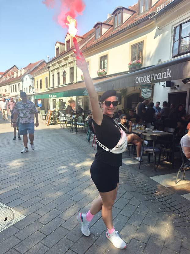 Na Thompsona sa zastavama i beretkama, a neki u štiklama: Pogledajte modne kombinacije