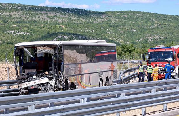 Sudar dva autobusa na A1 u blizini izlaza Vučevica u smjeru Zagreba