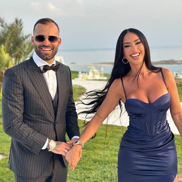 FOTO Svađali su se, tužili, ali i ljubili. Pogledajte zašto Jesé ne može odoljeti zgodnoj Španjolki