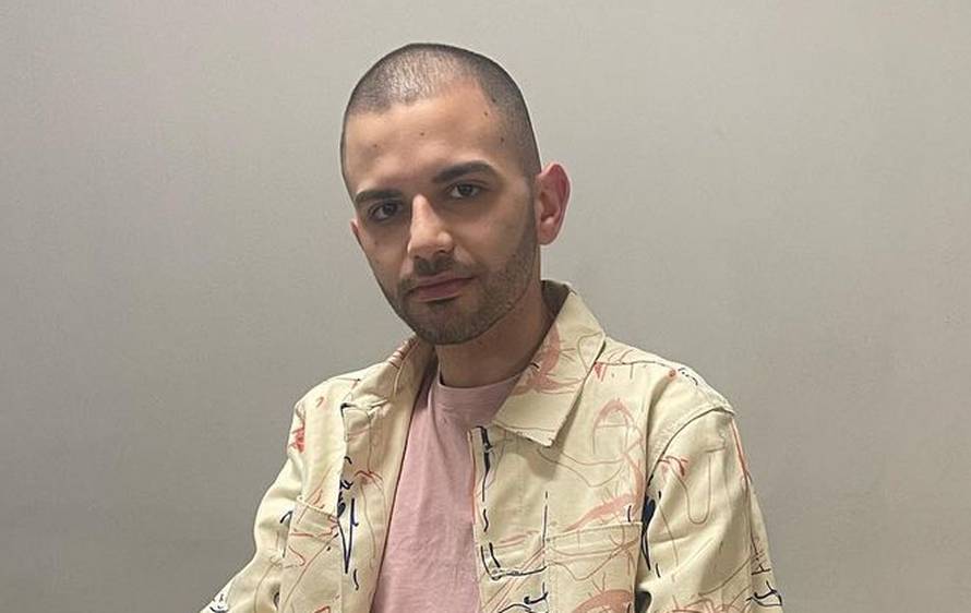 Influencer Ivan prekinuo zaruke i objavio novi hit: Upucavaju mi se žene i muškarci, ja ih kuliram