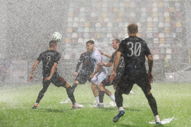 Utakmica između Rijeke i Sparte Prag u Konferencijskoj ligi prekinuta zbog kiše