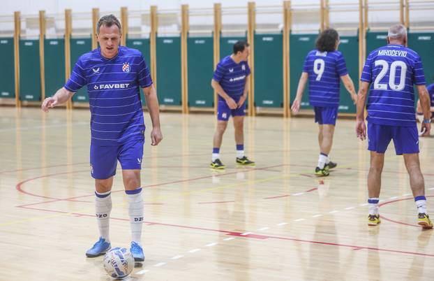 Zagreb: Veterani Dinama i Hajduka odigrali humanitarnu utakmicu