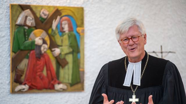 Bishop Bedford-Strohm visits JVA at Christmas