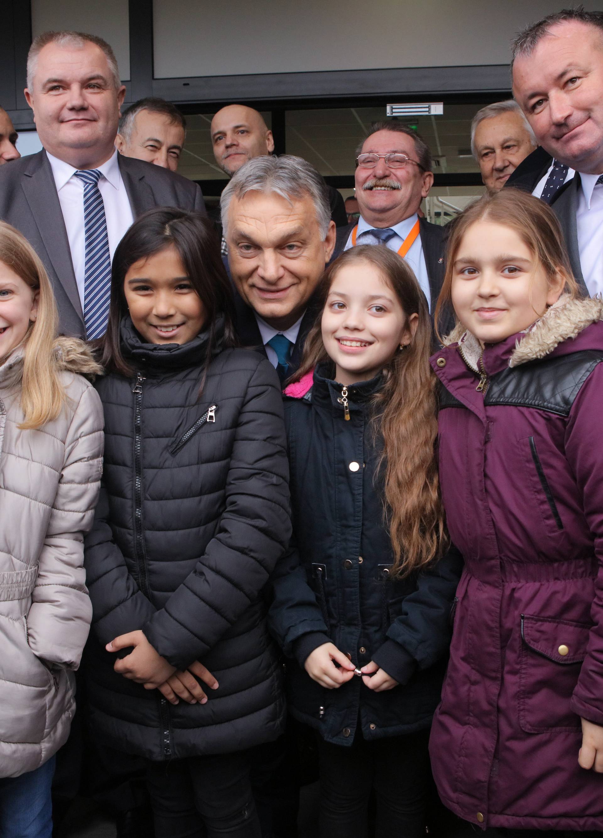 Plenković i Orban u Osijeku su otvorili mađarski učenički dom