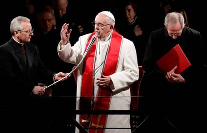 Papa vjernicima: Otrgnite se spokojnosti na Veliku subotu