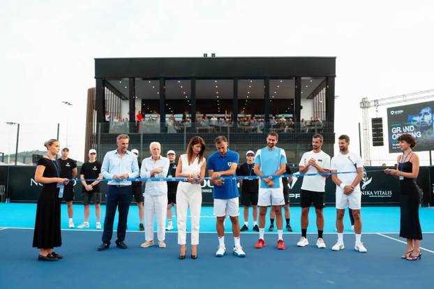 FOTO Novak Đoković pjevao i 'prosvjedovao' u Međugorju: Kumovi žele dovesti i ATP turnir
