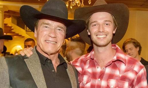 Neugodnjak... Schwarzenegger komentirao svog golog sina, a ljudi zgroženi: 'Ovo je jezivo'