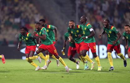 Kamerunci gubili 0-3 od Burkine Faso pa na penale uzeli broncu