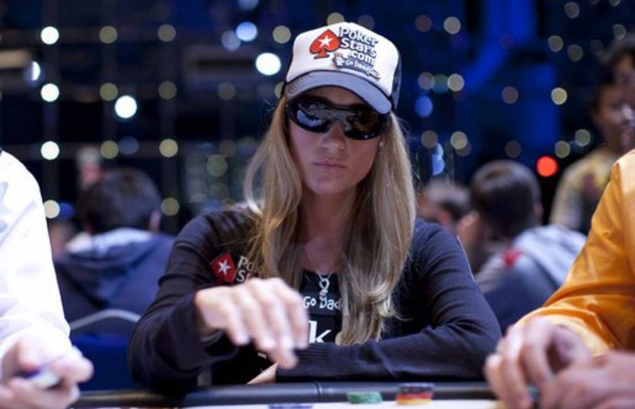 Muškarci, čuvajte se pokerašica! Vrlo su vješte igračice.
