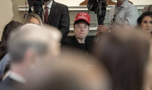 Musk u problemima: X izgubio 10,5 mil. korisnika u Europi
