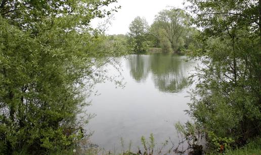 Poskliznuo se i pao u ribnjak, njegovo tijelo izvukli ronioci