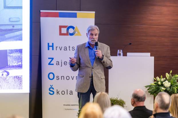 Poreč: U hotelu Parentium održava se stručni skup i savjetovanje za djelatnike i ravnatelje osnovnih škola